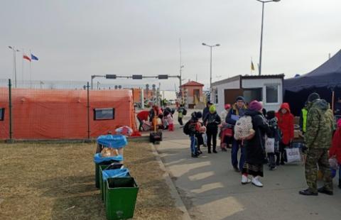 Ośrodki pomocy społecznej zajmą się świadczeniem 40 zł na pomoc dla uchodźców