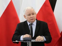 Zmiana Konstytucji dla bezpieczeństwa - zapewnia Kaczyński