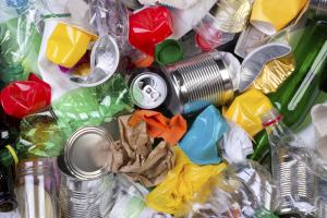 Resort klimatu zapowiada nowy projekt w sprawie recyklingu opakowań