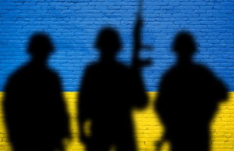 Pracodawcy starają się chronić pracowników walczących na Ukrainie