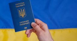 Obywatel Ukrainy może przebywać w Polsce, ale podróżować po strefie Schengen - nie