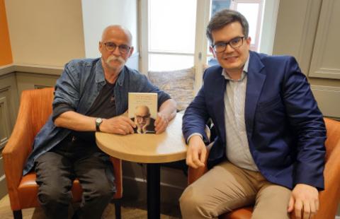 Sędzia z Dąbrowy Górniczej wylicytował wywiady z sędzią Gudowskim