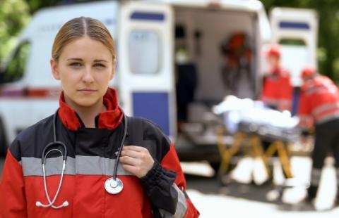 Prezydent podpisał nowelizację - nie będzie państwowych egzaminów dla ratowników medycznych i fizjoterapeutów
