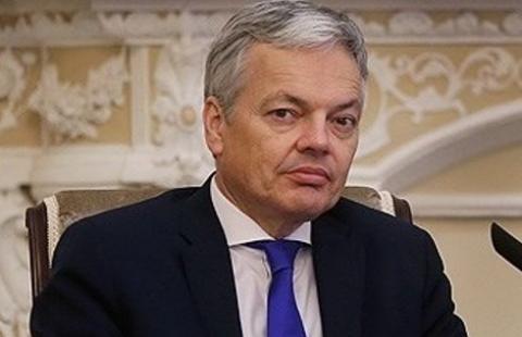 Komisarz UE: Bez "kamieni milowych" nie będzie pieniędzy dla Polski 