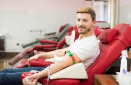 Mimo szerokich przywilejów, pospolitego ruszenia dawców krwi nie ma