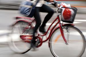 Dzień wolny dla dojeżdżających do pracy na rowerze? Nie będzie takiego prawa