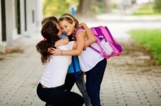 WSA: Gmina nie może wymagać, by dzieci jak Jaś i Małgosia chodziły przez las