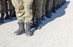 Rząd przygotowuje grunt pod wojsko z obowiązkowego poboru