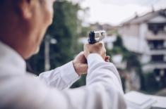 Rząd chce uczyć Polaków strzelać, ale strzelnic powstaje mało