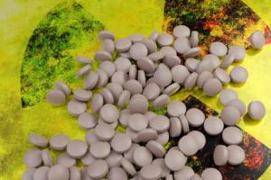 NASK przestrzega przed wpisami odradzającymi przyjęcie jodku potasu