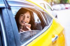 Taksówki na aplikację - ryzyko dla pasażera, niejasna odpowiedzialność