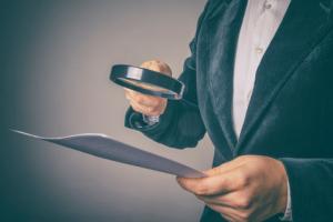 Biegły pilnie potrzebny, a ustawy jak nie było, tak nie ma