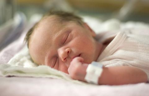 O jedną czwartą wzrosła liczba dzieci zostawionych po urodzeniu w szpitalach