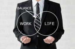 Urlop bezpłatny zawiesza prawa i obowiązki stron stosunku pracy