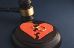 Przyszłą byłą żonę można kochać, byle nie w sądzie, bo z rozwodem będzie krucho