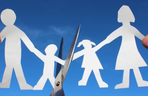 Tydzień u taty, tydzień u mamy - niby wygląda dobrze, ale czasem tylko na papierze