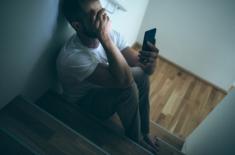 Samobójstwo w zakładzie to nieszczęście pracownika i kłopoty pracodawcy