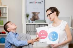 Waloryzacja świadczenia dla opiekunów niepełnosprawnych dwa razy w roku – RPO pisze do rządu