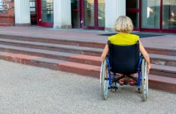 Resort zdrowia chce sprawdzić dostępność do świadczeń dla kobiet z niepełnosprawnością