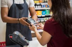 Firmy protestują przeciwko ograniczaniu transakcji gotówkowych