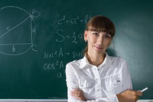 Sejm uchwalił jednorazowe dodatki dla nauczycieli - dostaną 1125 zł