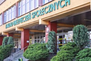 ZUS odpowiada rzecznikowi MŚP: Roczne rozliczenie składki na ubezpieczenie zdrowotne w dokumentach za kwiecień