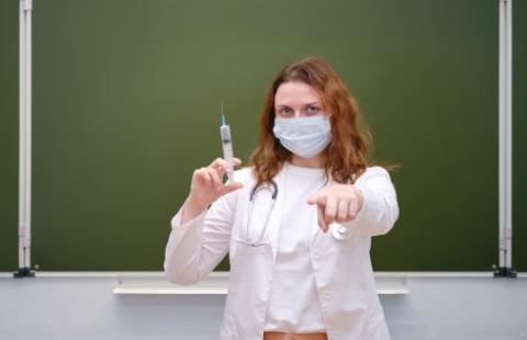 Bezpłatne szczepienie na grypę w aptece na razie tylko teoretycznie