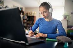 E-uzależnienia to wierzchołek góry lodowej