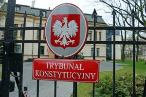 KE skierowała przeciwko Polsce skargę dotyczącą Trybunału Konstytucyjnego