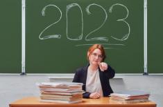 Dodatek dla nauczycieli i nowy przedmiot w podstawie programowej - zmiany w prawie od 1 września 2023