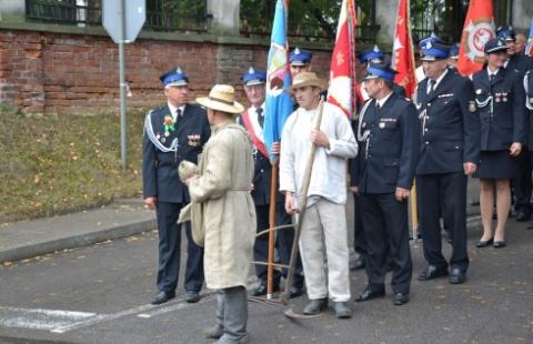 Już wiadomo, kto ma kupić mundur galowy dla strażaka OSP