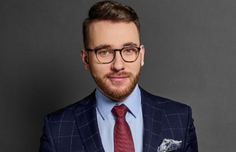 Twórcą może być człowiek, ale sztucznej inteligencji ignorować nie można