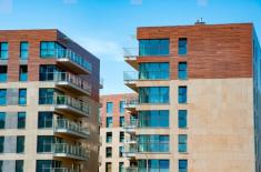 Nieruchomość za granicą wyklucza zwolnienie z PCC, ale praktyka może być inna