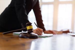 PiS wraca do propozycji zmian w ustawie o notariacie