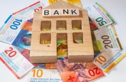 Umowa kredytu frankowego ważna, ale bank wypłaci nadpłatę