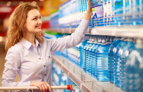 SN: Zakaz handlu w niedzielę obejmuje też wypożyczalnie, jeśli omijają prawo