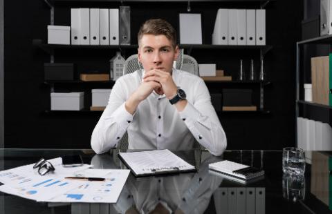 W służbie cywilnej nowe regulacje dotyczące godzin nadliczbowych i mnożnika