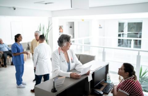 W lipcu wzrosną pensje minimalne w ochronie zdrowia