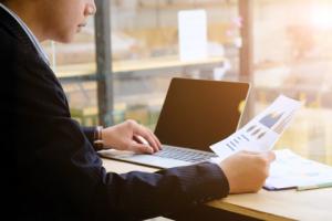 Dostawca internetu nie zapuka do klienta z propozycją umowy i nie ukryje kosztów