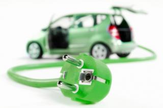 Dopłaty do aut elektrycznych - pomysł dobry, ale trzeba go dopracować