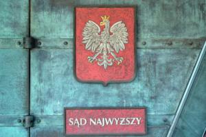 Uchwała frankowa SN cieszy frankowiczów. Pytanie, czy zapadła zgodnie z prawem