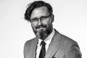 Dr Gabriel-Węglowski: Zmiany w dostępie sędziów i prokuratorów do informacji niejawnych wymagają przemyślenia