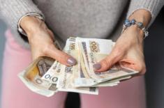 Lewiatan: Budżetówka powinna zarabiać więcej