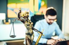 SA: Wprowadzenie podstępem notariusza w błąd podlega karze