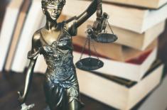 Asesor komorniczy przegrywa z adwokatem o urząd sędziego