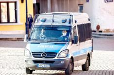 Dłuższy termin na wydawanie dowodów rejestracyjnych pojazdów służb na dotychczasowych zasadach