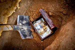 Musi być pozwolenie na wydobycie skarbu kilofem lub łopatą