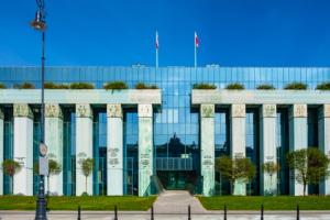 KRS ma wątpliwości do bezstronności składu orzekającego w sprawie prokuratora Bilewicza