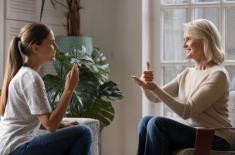 Głuchy pacjent w dostępie do ochrony zdrowia musi radzić sobie sam