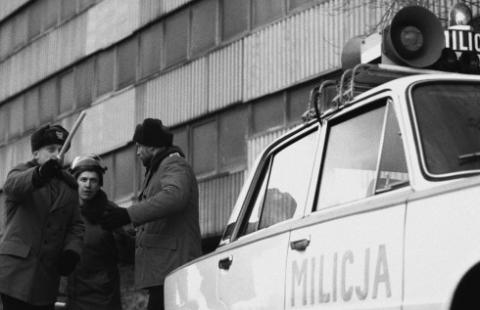 Minister zaczął stosować prawo łaski wobec ludzi, którym PiS obniżył emerytury